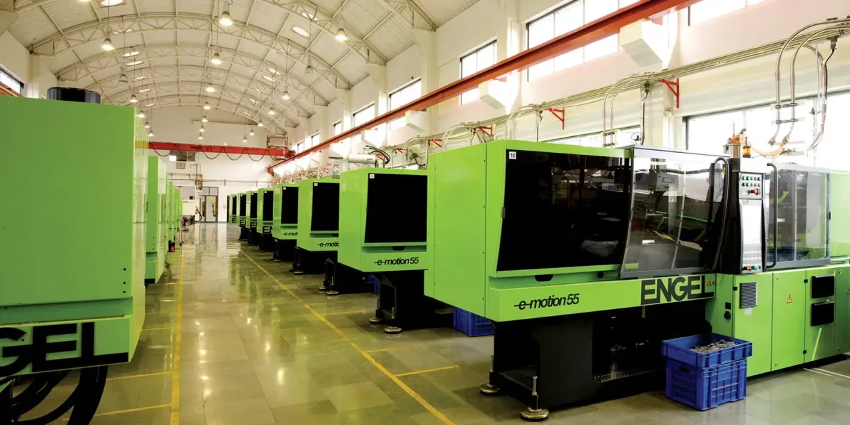 Plastic Molding Machines Essential Insights for Manufacturers and Production Teams
